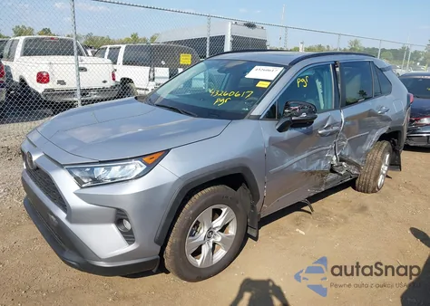 2020 Toyota Rav4 Xle из США, поврежденный, VIN 2T3W1RFVXLC070394